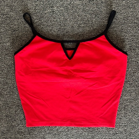 Cropped Dance Cami w/Cutout, Shelf Bra S - Picture 1 of 4